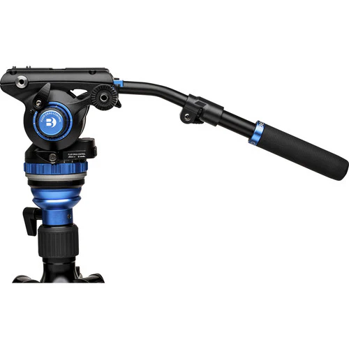 Benro C3883 Reverse-Folding Carbon Fiber Travel Tripod with S6Pro Fluid Video Head - Image 9