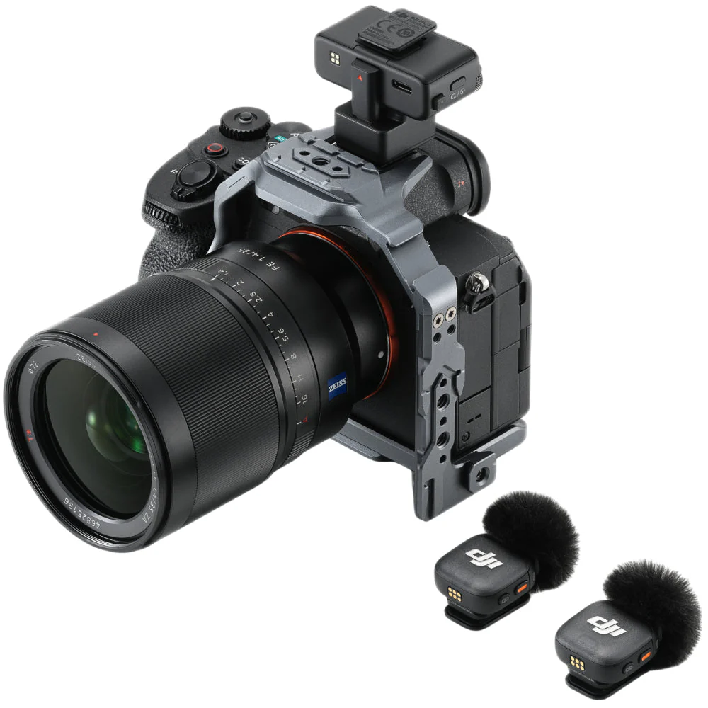Canon EOS C50 with RF 24-70mm f/2.8L IS USM Lens (Pro Kit) - Image 40