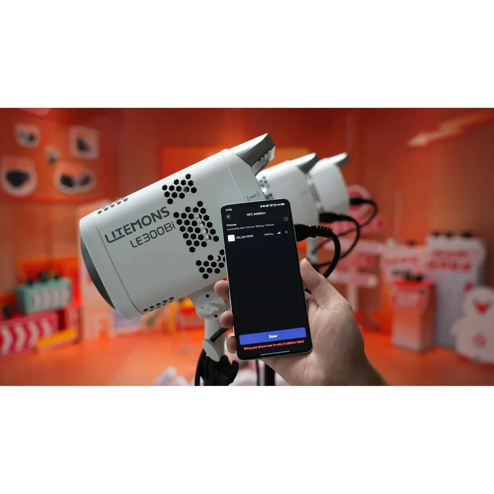Godox Litemons LE300 Bi-Colour COB LED Light - Image 8