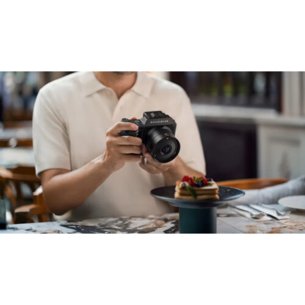 Hasselblad X2D 100C Street Kit with XCD 28mm f/4 P and OneMo Lite Backpack - Image 18