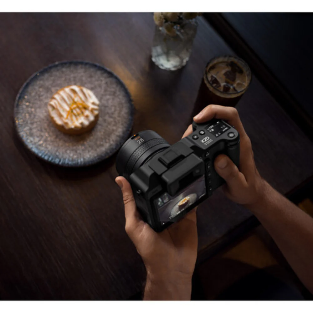 Hasselblad X2D 100C Street Kit with XCD 28mm f/4 P and OneMo Lite Backpack - Image 19