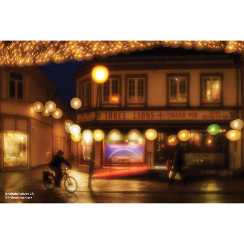 Lensbaby Velvet 28mm f/2.5 Lens for Fujifilm X - Image 3
