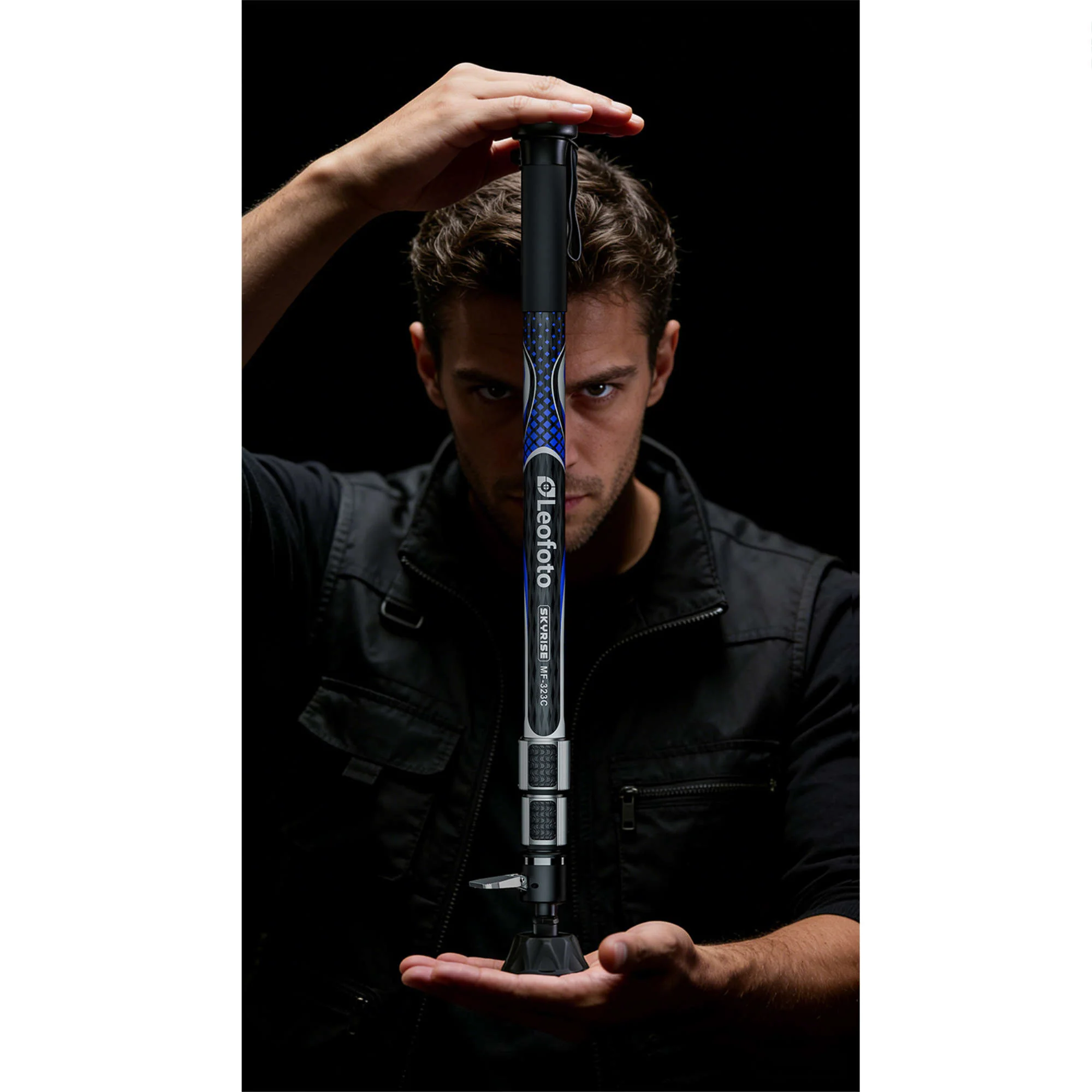Leofoto MF-323C Skyrise Carbon Fibre Monopod - Image 5