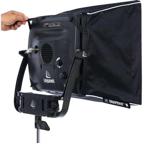 Litepanels Softbox Astra Snapbag inc 1/2 Grid cloth & bag 279x406x432mm - Image 2