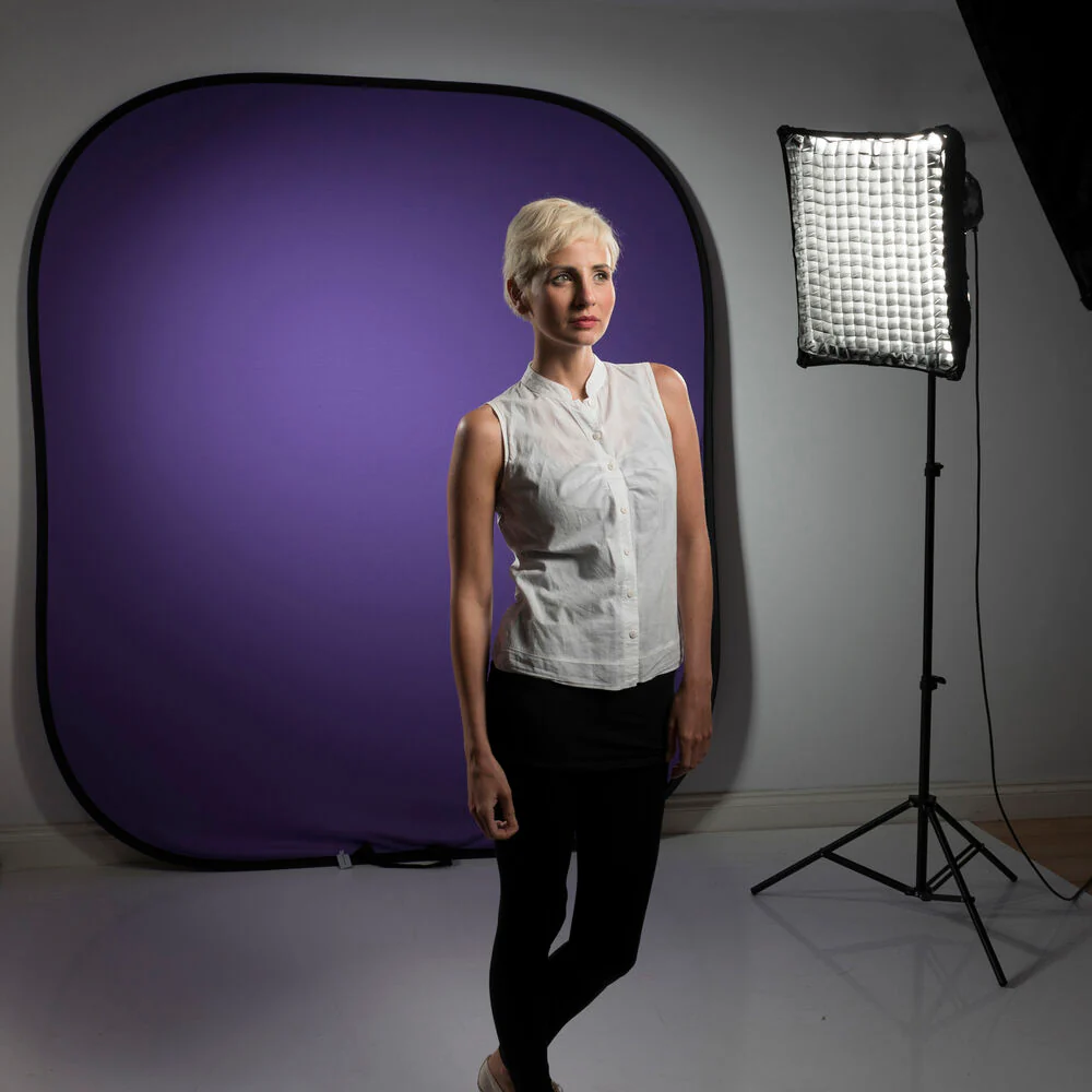 Manfrotto LL LB6752 Lastolite 1.8 x 2.15m Reversible Collapsible Background Red / Purple - Image 3