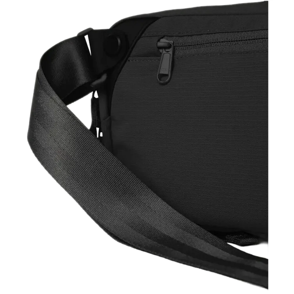 Moment Everything Sling 4L - Image 6