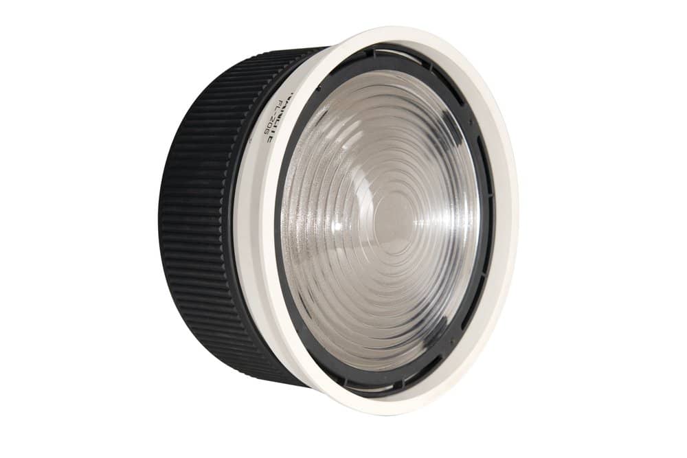 Nanlite Forza 500 Fresnel adaptor and Barn doors - Image 5