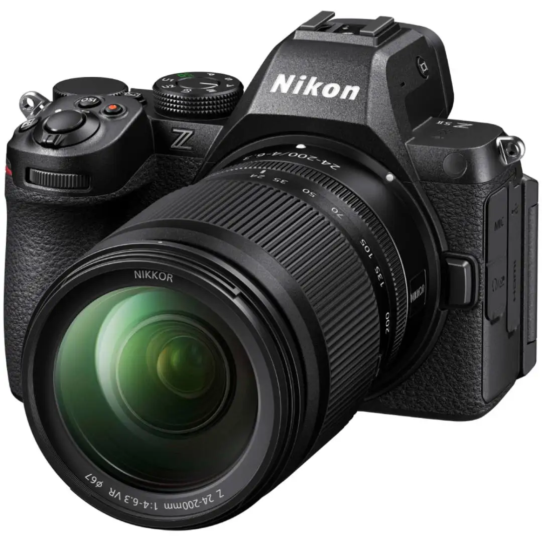 Nikon Z5II Mirrorless Camera with Nikkor Z 24-200mm f/4-6.3 VR Lens - Image 2