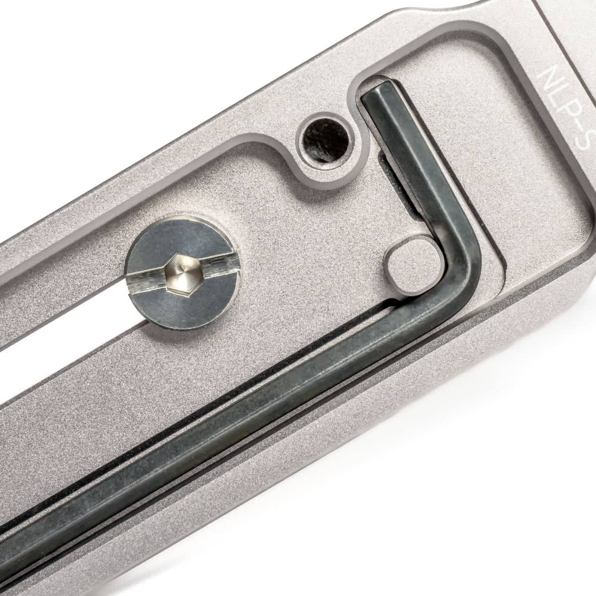 NiSi PRO NLP-SG Adjustable L Bracket for Camera with Flip Out Screen - Image 15