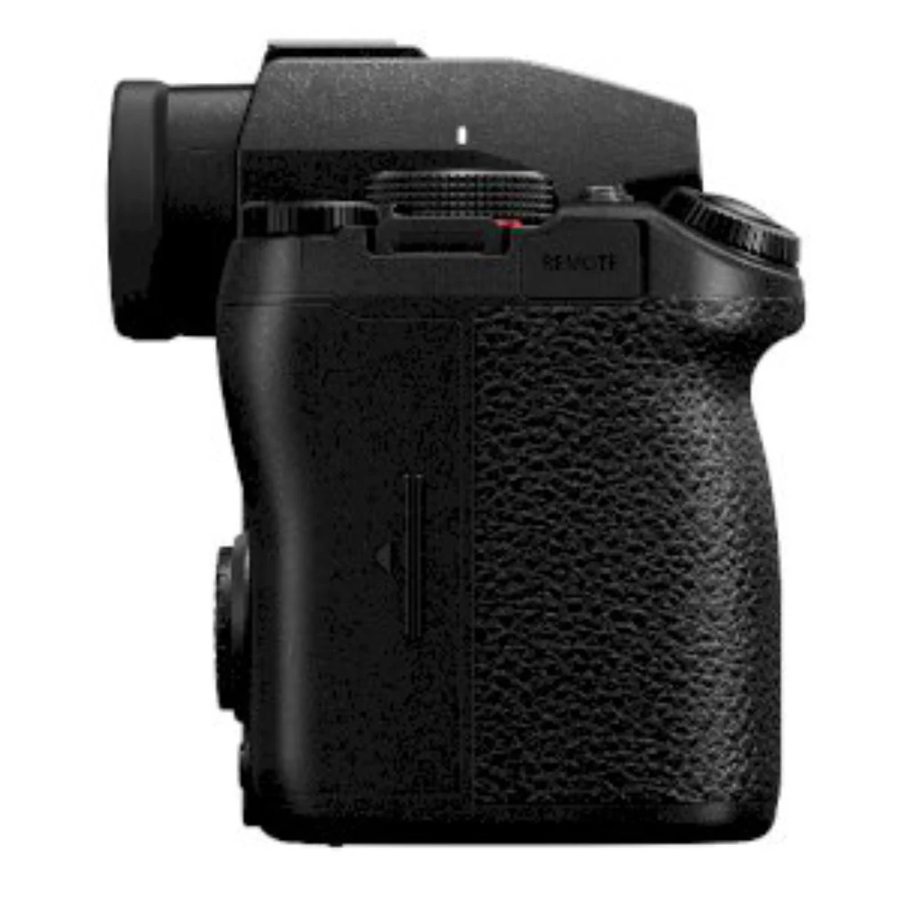 Panasonic Lumix G9 Mark II with Leica DG 12-60mm f/2.8-4.0 Lens - Image 13