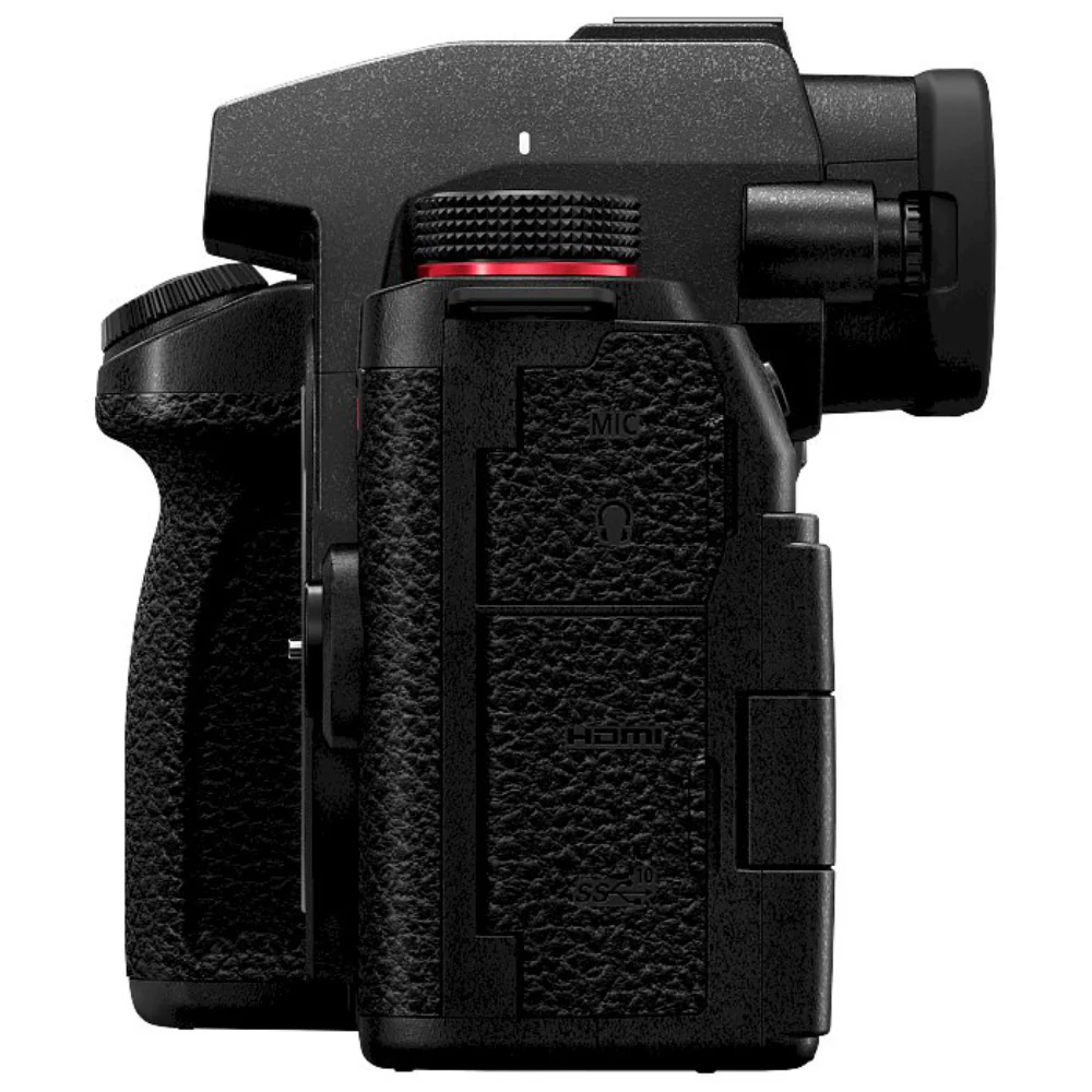 Panasonic Lumix G9 Mark II with Lumix G 12-60mm f/3.5-5.6 Lens - Image 9