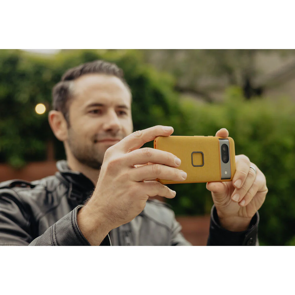 Peak Design Everyday Case for Pixel 8 - Image 8