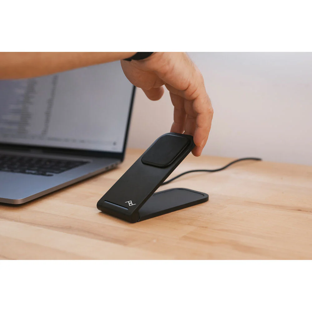 Peak Design Mobile - Wireless Charging Stand v2 - Qi2 Charging - Black - Image 5