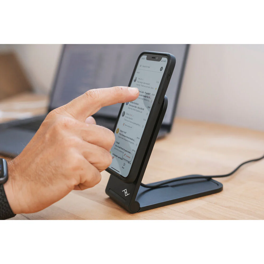 Peak Design Mobile - Wireless Charging Stand v2 - Qi2 Charging - Black - Image 7