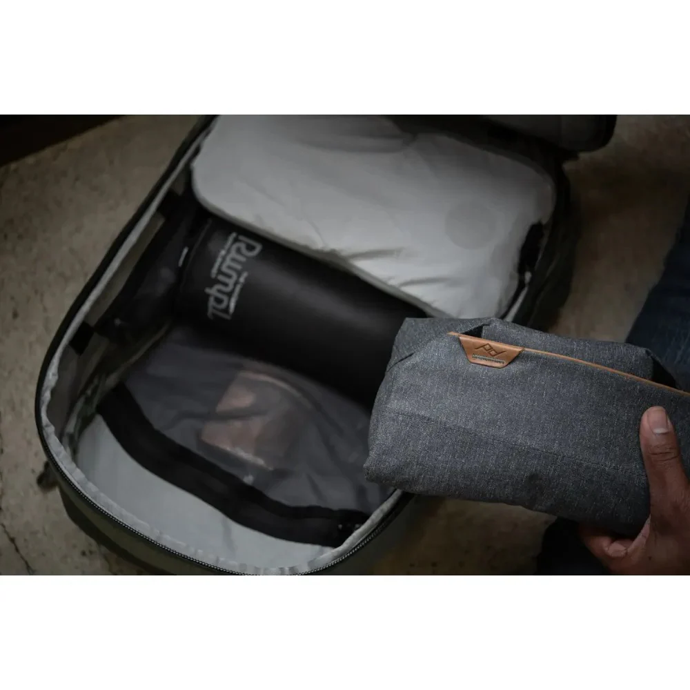 Peak Design Travel Backpack 30L v2 - Sage - Image 9