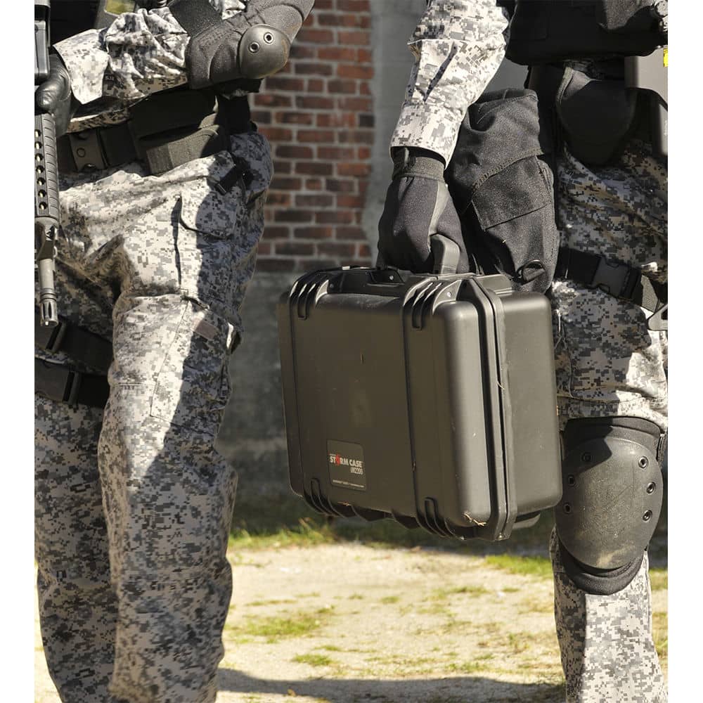 Pelican iM2200 Storm Case with Foam (Black) - Image 6
