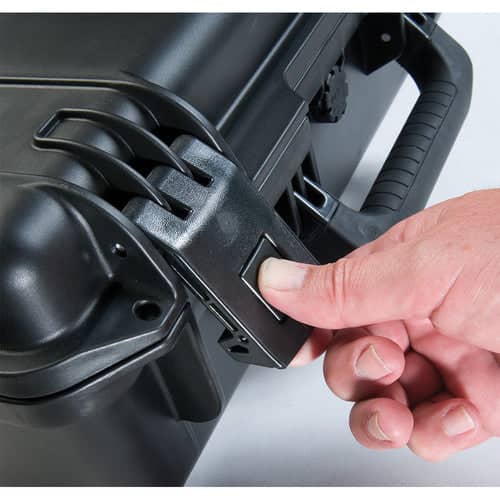 Pelican iM3200 Storm Case without Foam (Black) - Image 3