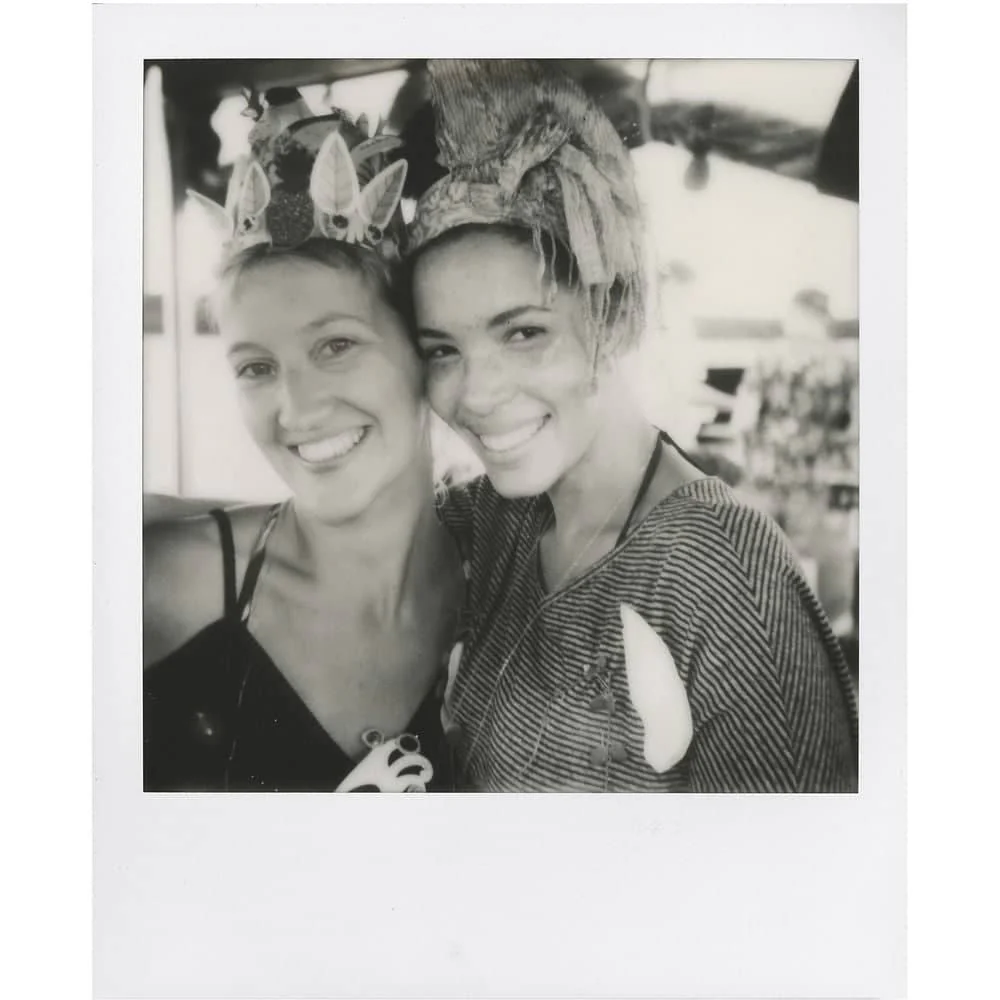Polaroid Originals Black & White i-Type Instant Film (8 Exposures) - Image 5