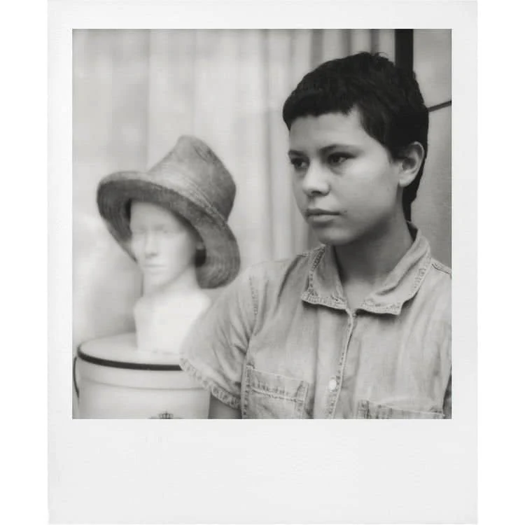 Polaroid Originals Black & White i-Type Instant Film (8 Exposures) - Image 6
