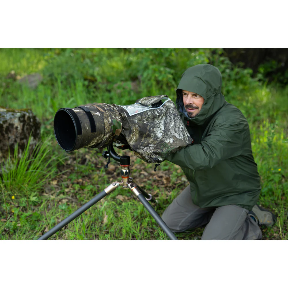 Think Tank Photo Hydrophobia DM 300-600 Rain Cover (Realtree Camo) - Image 13