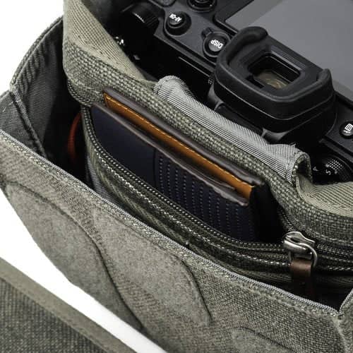 Think Tank Photo Retrospective 4 V2.0 Shoulder Bag (Black) - Image 6