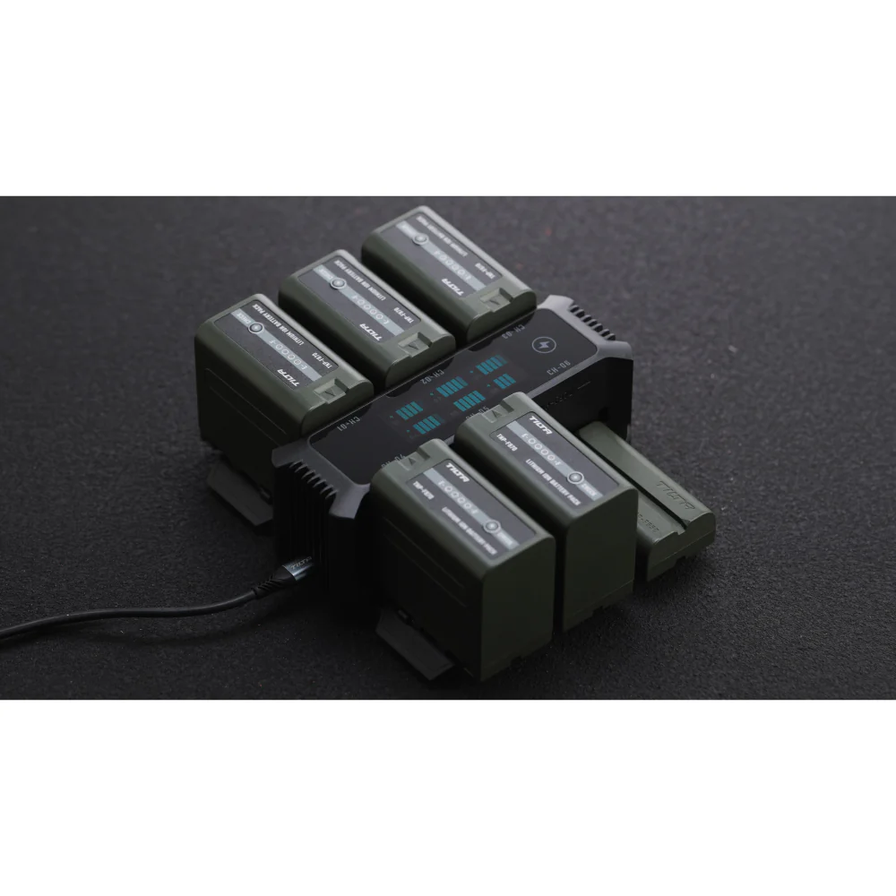 Tilta Foldable Charging Station for L-Series/NP-F Battery Kit (6 Batteries, US) - Black - Image 5