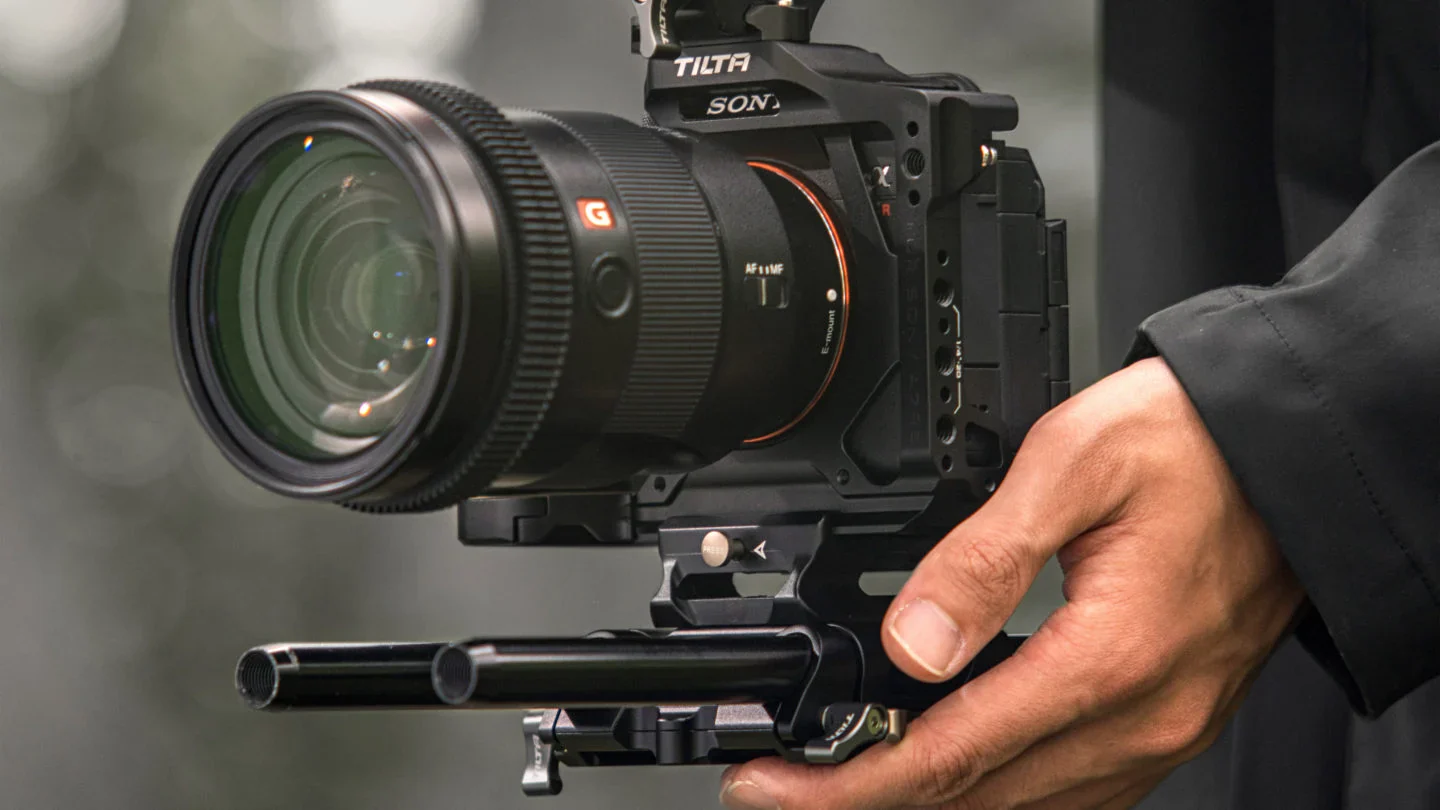 Tilta Sony a7R V Half Cage Lightweight Kit - Titanium Gray - Image 5