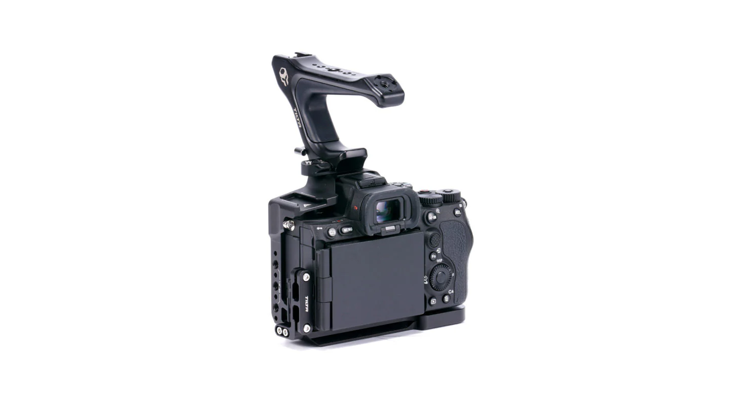 Tilta Sony a7R V Half Cage Lightweight Kit - Titanium Gray - Image 6