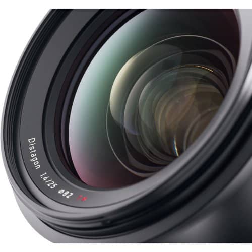 Zeiss Milvus 25mm f/1.4 ZE Lens - Canon EF Mount - Image 4