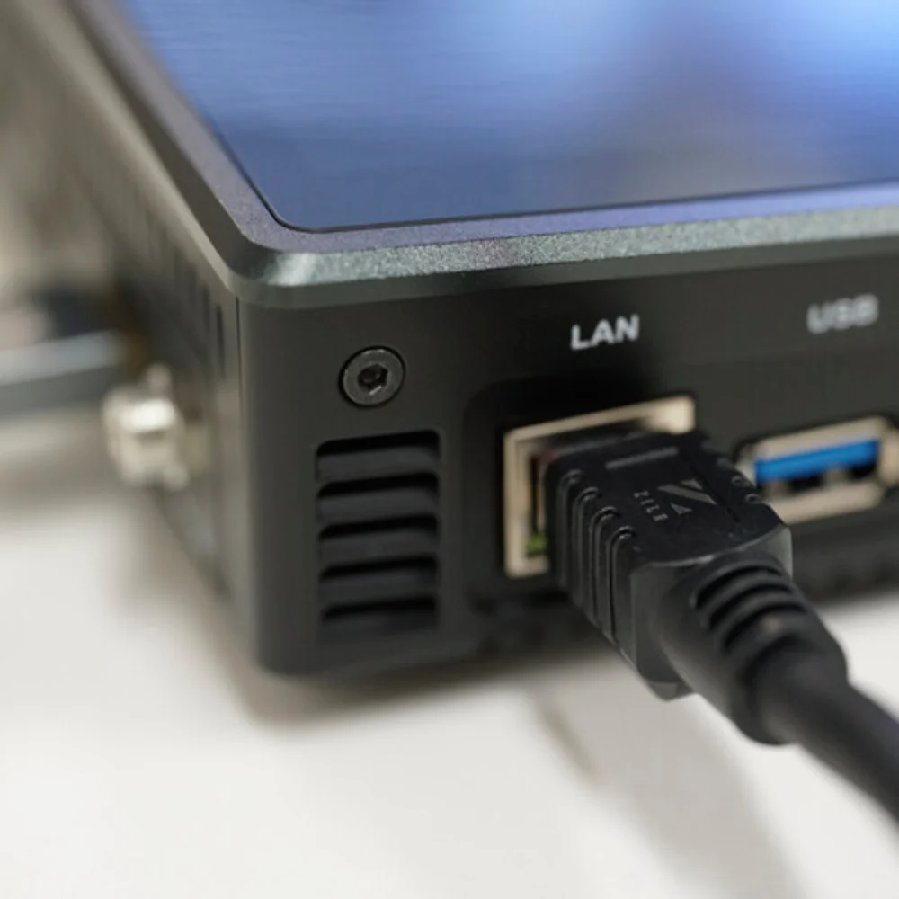 ZILR RJ45 LAN Shielded Ethernet Reel (32.8' / 10m) - Image 3
